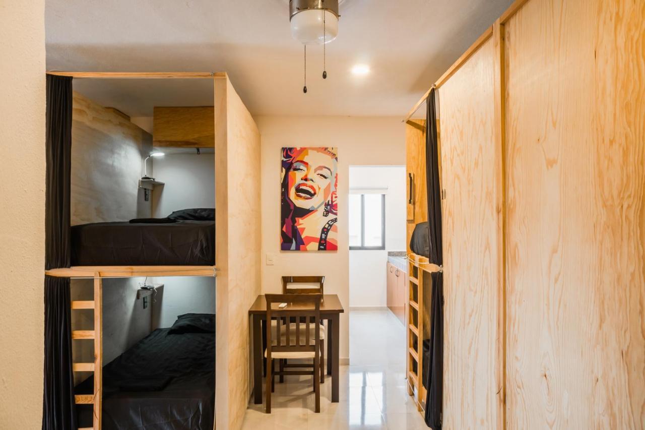 Maui Hostels Playa Del Carmen Exterior photo